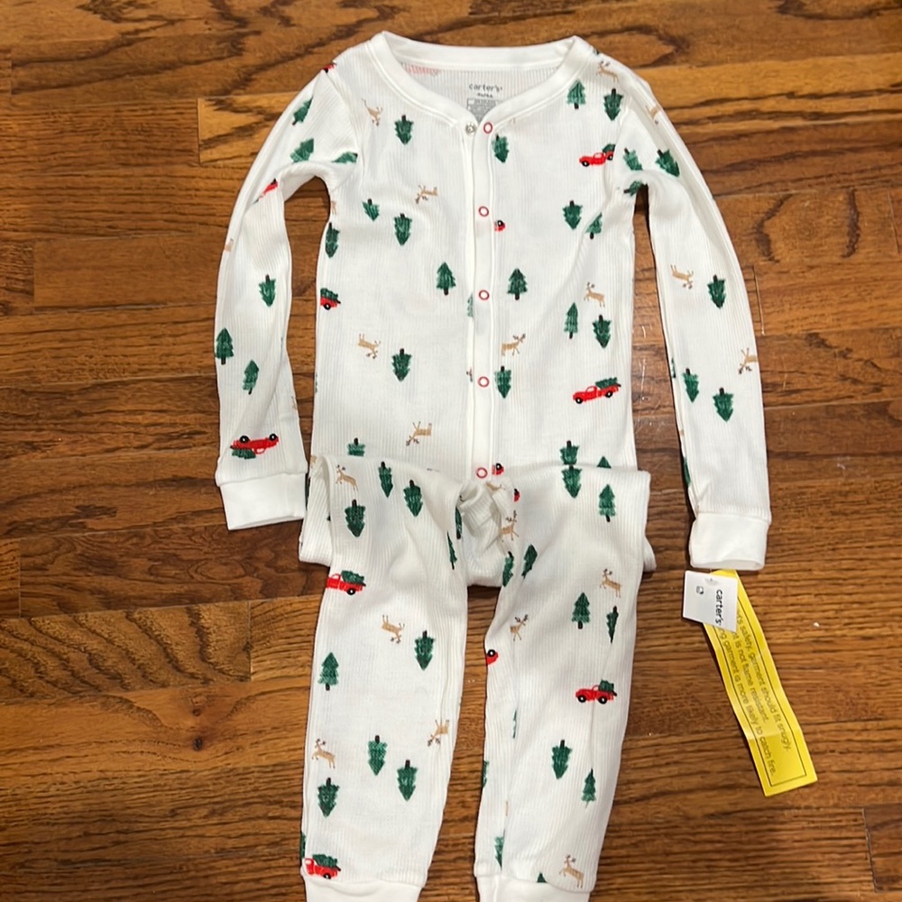 NWT carters holiday flannel pjs 4T